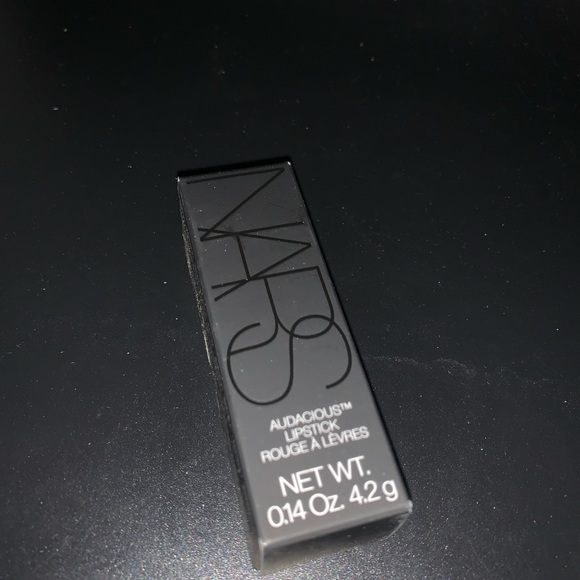 NARS Audacious Lipstick - Deborah - Picture 2 of 5